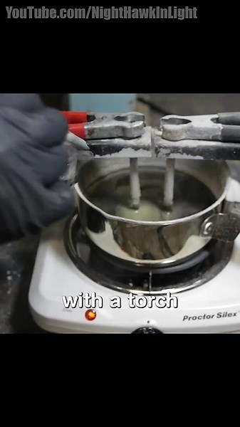 Making Sodium Metal by Electrolysis