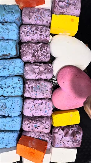 Crunchy Chalk Art Techniques for ASMR Lovers