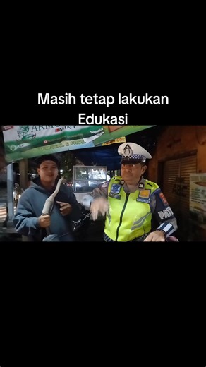 Tanpa TNKB depan belakang tanpa spion knalpot brong Simpang Gatsu - Kenyeri #korlantaspolri #ditlantaspoldabali #satlantaspolrestadenpasar