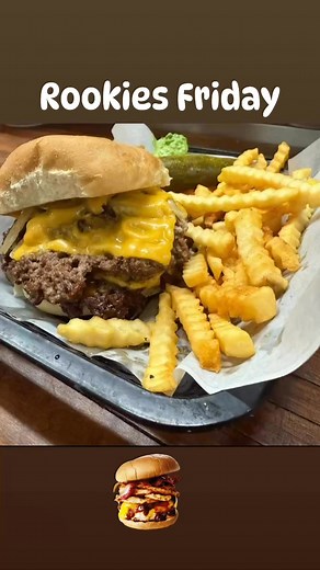 Smash Burgers, Fish Fries, Shrimp, Grilled Cheese Bloodies. Let our staff take care of you today. | Rookies Sportspub