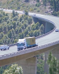 196K views | In deiner neuen Zurich Autoversicherung ist ein Jahr Verkehrsrechtsschutz inklusive. Das heisst für dich: kostenlose Expertenberatung, freie Anwaltswahl im Gerichtsfall und bezahlte Gerichts- und Verfahrenskosten. Erfahr jetzt mehr zu den Vorteilen. | Zurich | Facebook