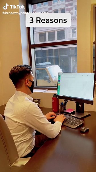 Best of all we are located in the heart of DTLA!💫 #iheartghp #BestSeatInTheHouse #apartmenthunters #apartmenthunting #leasetoday #apartmentforlease