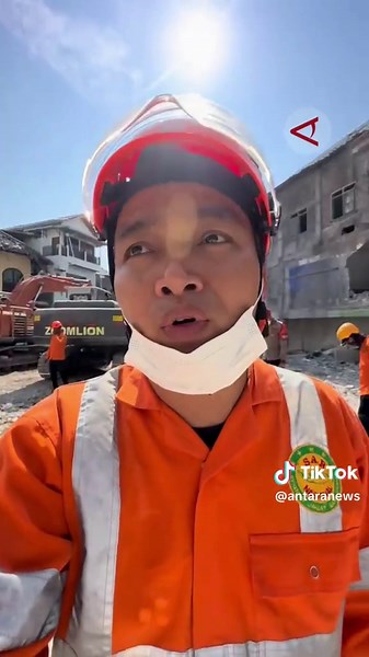 Operasi SAR ambruknya mushola Pondok Pesantren Al-Khoziny resmi ditutup pada hari ini Selasa (7/10/25). Operasi SAR ini ditutup setelah sembilan hari dilakukan tanpa henti oleh para petugas. Total sebanyak 171 korban berhasil dievakuasi dengan rincian 104 korban selamat dan 67 korban meninggal dunia termasuk didalamnya 8 body part. Kini seluruh korban telah diserahkan kepada tim DVI untuk proses identifikasi. Terima kasih kepada seluruh petugas yang membantu proses evakuasi korban robohnya musho