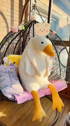 🦆Giant Goose Plushies! 🔗 in the bio. #plushies #plushie #plush #stuffedanimals #duckplushie #gooseplush #giantgoose #giantduck #fypシ゚viral #fyp