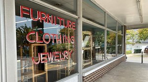 Take a ‘consignment crawl’ through North Myrtle Beach: Newbie’s guide to bargain hunting