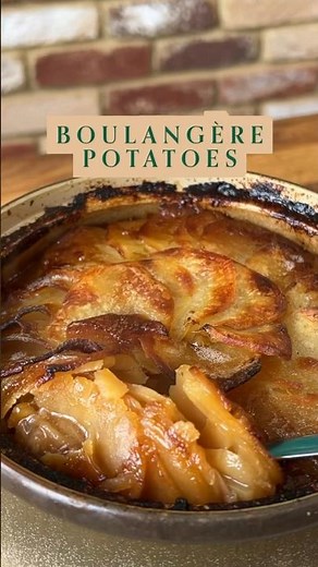 Boulangere potatoes | CRISP TOP x SOFT CENTRE #classicfrench #recipe #classiccuisine #cooking