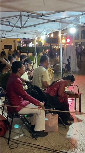 Beautiful Traditional Khmer Song Performance 🎶
