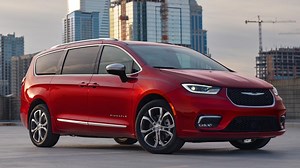 AUTO CASEY: 2025 Chrysler Pacifica Pinnacle is more akin to a boutique hotel than family fun bus