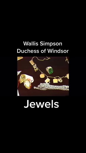 #jewels #royaljewels #history #diamonds #tiara #queen #princess #europeanroyals⁠ #crown #crownjewels #jewellery #finejewellery #jewelry #finejewelry #wallissimpson #duchessofwindsor #dukeofwindsor #royalfamily #kingedwardviii #princeofwales #britishroyalfamily #queenelizabeth #royal #britishroyals #thecrown #wallis #edwardviii #royals #kingedward #royalty