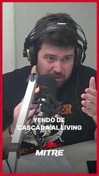 "Charly García" and "Manuel Adorni" sang "Going from waterfall to living room"