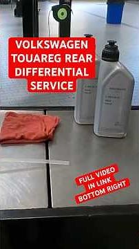 Replacing the fluid in a VW Volkswagen Touareg rear differential. #automobile #mechanic