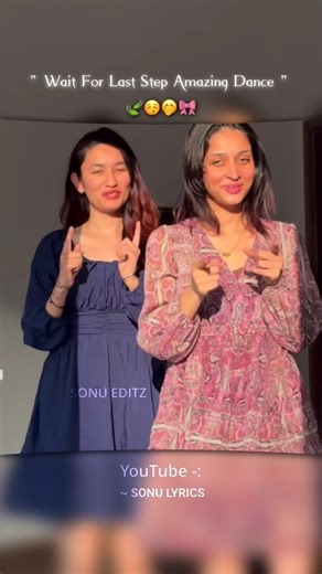 Aate jaate Dekhu Tujhko 🫣✨ || Girl's Dance Video || Whatsapp lyrics status || #ytshorts #Dance