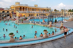 Budapest Travel Guide - Expert Picks for your Vacation