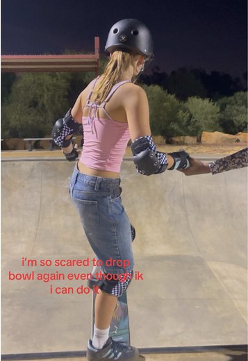 I freaked out so much that i would stack it again today that i cried. Ik i can do it im just getting stuck in my head. The stack didn’t look like it hurt but it reallyyy did i have a fattie deep bruise #fyp #blowthisup #viral #stack #fail #skate #fall