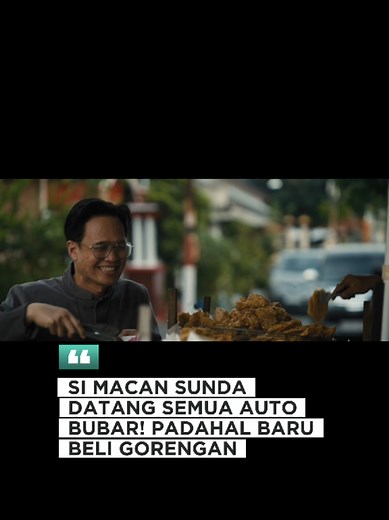 Sampurasun warga Jabar! 👋🔥 Di Ikatan Darah, ada satu karakter yang langsung bikin suasana berubah total—Si Macan Sunda. Baru muncul aja… semua langsung panik. Bahkan gorengan yang baru dibeli pun bisa langsung ditinggal! 😤 Gaya bicaranya santun, tenang, tapi begitu bergerak? Brutal, cepat, dan gak kasih ampun. Kontras ini yang bikin tiap adegannya makin tegang dan gak bisa ditebak. ⚡ The New Standard of Indonesian Action Kolaborasi global antara Sidartha Tata, produser Hollywood Ryan Santoso,