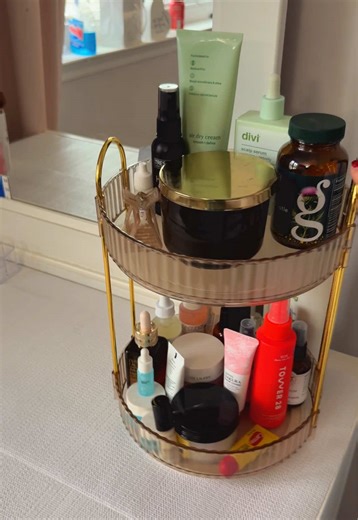 Transform Your Vanity with This Makeup Organizer