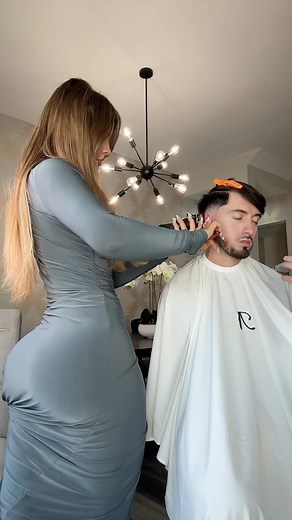 haircut and design today :-) how did this haircut turn out? @fashionnova 🖤 #haircut #femalebarber #explore #explorereels #reels #fade #barberia #barbershopconnect | Evana Maria