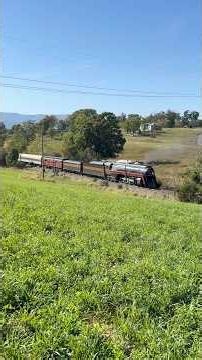 NW611 heading back to Goshen #shortvideo #shorts #trains #611
