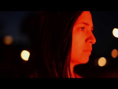 A Misfit on Our Inlet, Ep. 1: IZZYLOVESFOOD - Es Como