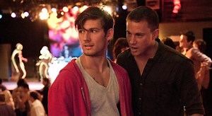 MAGIC MIKE XXL - Trailer 2 - Oficial Warner Bros. Pictures