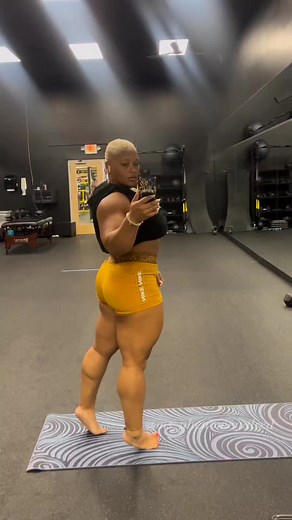 Damn she is sexy! #exoticfemalebodybuildersandathletes | Exotic Female Bodybuilders and Athletes.
