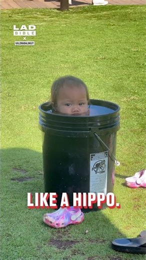 Baby wanted to spend her sunny day in this bucket 🤣 (🎥: TT/ kalenabalingit via BViral)