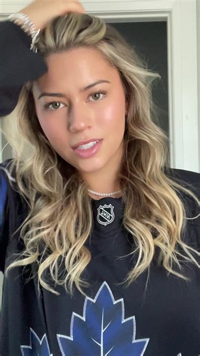 Exploring the World of Makayla: A Social Media Journey