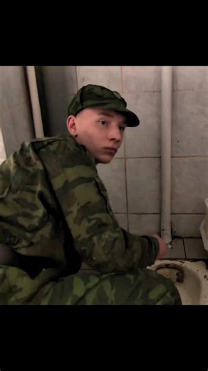 Наказание дембелей за брата в кино