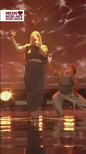 ❤️✨ Beatrice Egli with “Wie stark du bist” on The Giovanni Zarrella Show.