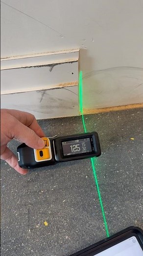 Baseboard installation made easy with the dual laser T1R Range