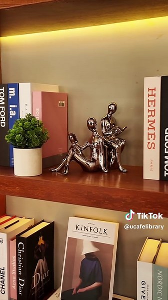 U Cafe Library: New Opening in Tachileik