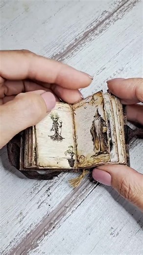 Wizarding School Miniature Junk Journal Kit - 70 Pages, 7 Fuzzy Cuts, 3 Pockets, Bookmark, Instant Download for Dollhouses & Halloween Decor - Etsy