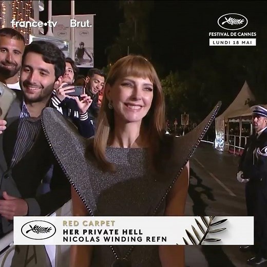 Frédérique Bel profite du festival pour reconnecter avec ses fans !