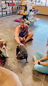 Workout intermission…#drtom #veterinarian #veterinariansoftiktok #animaldoctor #gym #viral #fyp #foryou | Dr.Thomas Hamilton.Fan Club