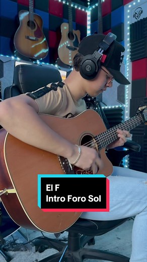 Intro de 'El F' de Natanael Cano en Foro Sol