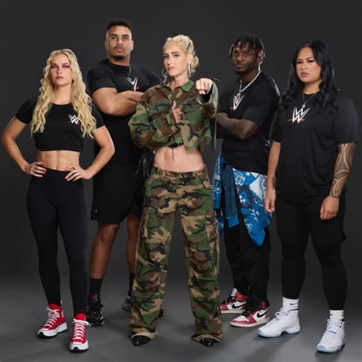 Michelle McCool-Calaway | Team McCool = FLAWLESS💪🏽💙 | Instagram