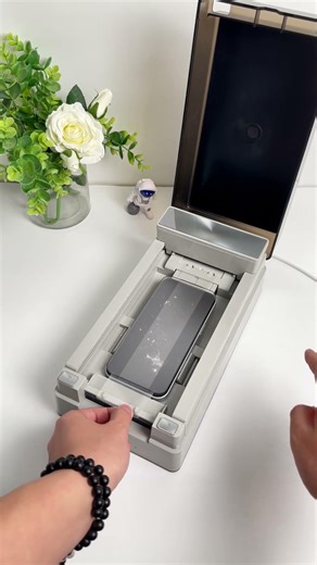 The automatic screen protector machine, hassle-free and labor-saving#otao #screenprotector #iphone