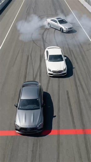 2004 vs 2022 Mercedes CLS: Who Stops First? 🇩🇪🤯 #beamng #amg #cls63