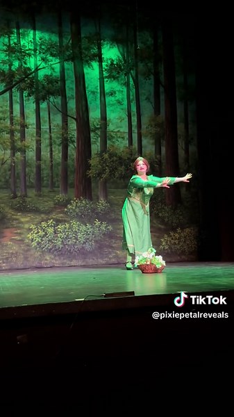 Shrek The Musical Morning Person Performance
