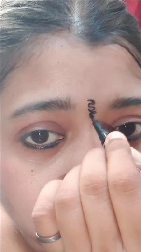 Snake 🐍 design bindi 🤭#youtubeshorts #beauty #amazinghacks