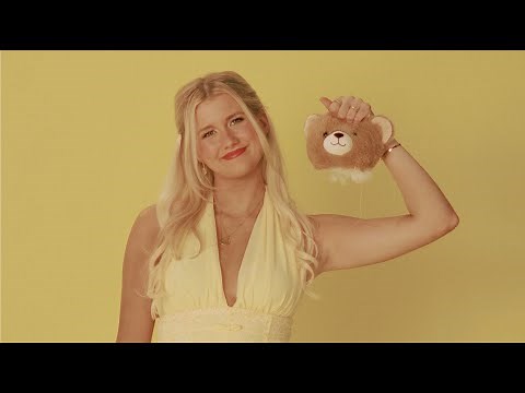 Elizabeth Nichols - Oh The Things Men Do (Official Music Video)