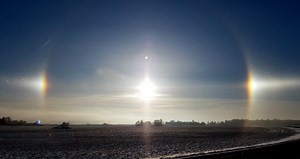 What Are The Differences Of A Halo And A Sundog?