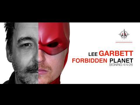 Lee Garbett Signs Daredevil #1 at Forbidden Planet London