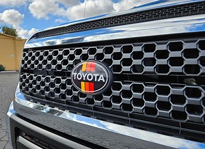 2018-2021 Toyota Tundra Vintage Front Emblem Vinyl Overlay Decal Cover Wrap - Etsy