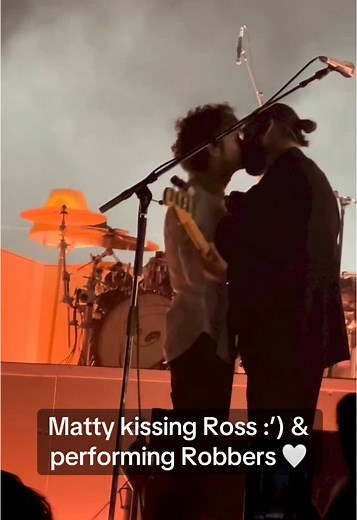 The 1975 Live Performance of 'Robbers' at The Forum