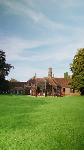 At the Krishnamurti Centre, we accept a number of residential volunteers, providing the chance to explore fundamental questions in life in light of Krishnamurti’s teachings. Being a volunteer at the Centre is an opportunity for inquiry and engagement over two to four weeks for young adults aged 19 to 35 (and others subject to available space) interested in Krishnamurti’s work. Learn more at krishnamurticentre.org.uk/volunteer | Krishnamurti Foundation Trust