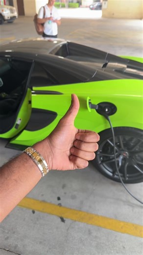 New McLaren EV Parking Hack