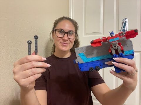 What I noticed about this transformer earth spark toy