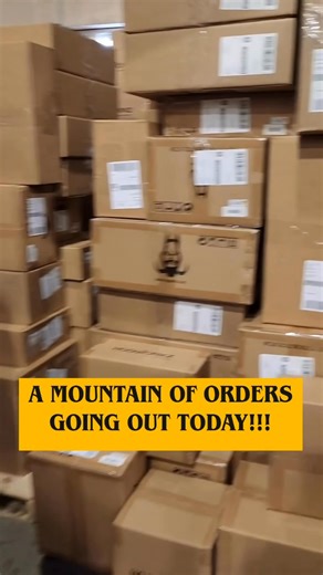 So many orders flying out the door today from Black Friday! The sale ends at Midnight tonight... 10% off using code CYBER, every order over $100 gets free shipping and a t-shirt! Go take advantage of the savings! 🔥Also, huge shoutout to the men on the frontlines at the #hogworkz warehouse! You guys are killing it! 🐗 | HOGWORKZ