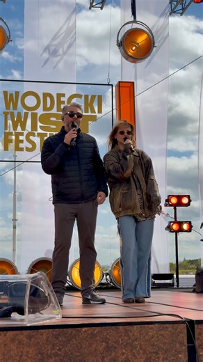 Ten duet Was zachwyci! Ania Karwan i Kuba Badach zaśpiewają dziś piosenki Zbigniewa Wodeckiego 💖 Podglądaliśmy próbę! Koncert "Wodecki Twist - Piosenki o miłości" dziś o 20:00 w TVP2 🧡 | Telewizja Polska